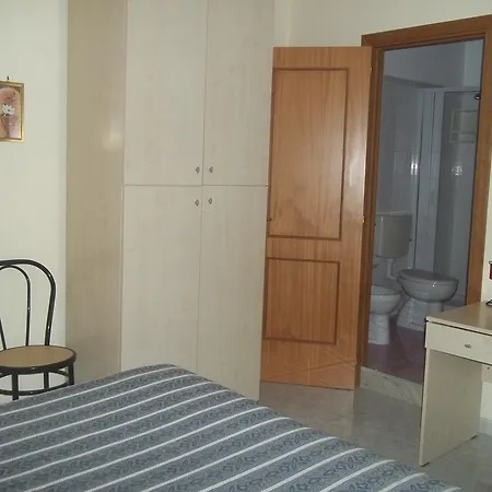 Stazione לינה וארוחת בוקר