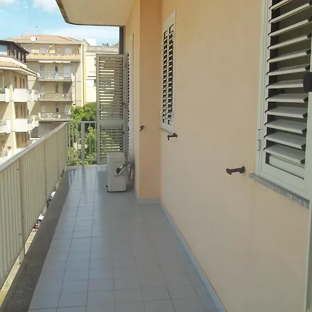 לינה וארוחת בוקר Stazione