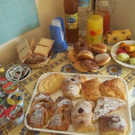 Stazione לינה וארוחת בוקר