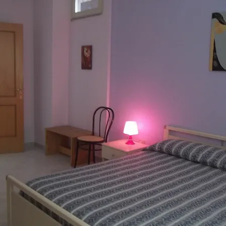 לינה וארוחת בוקר Stazione נוטו